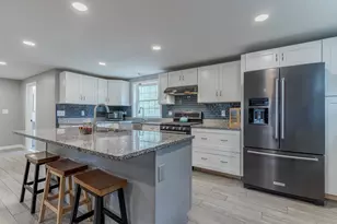 71 Keay Rd, Berwick, ME 03901 - Photo 5