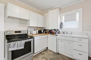 5 Cottage St, Lewiston, ME 04240 - Photo 11