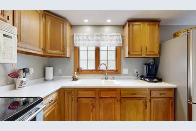 17 Orchard Circle, Lewiston, ME 04240 - Photo 13