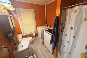 64-66 W Cutts St, Biddeford, ME 04005 - Photo 15
