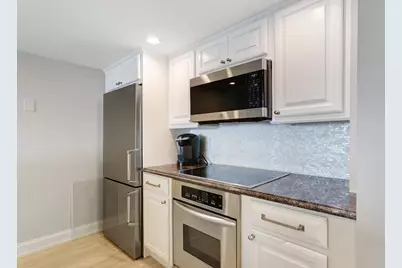31 E Grand Avenue #72, Old Orchard Beach, ME 04064 - Photo 5