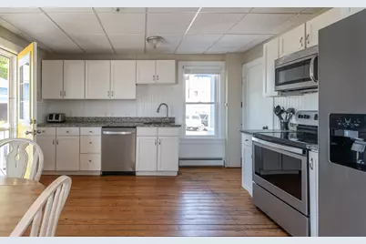 5 4th Avenue, Old Orchard Beach, ME 04064 - Photo 15