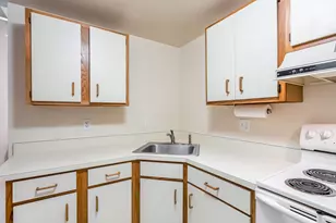 20 West St, Portland, ME 04102 - Photo 11