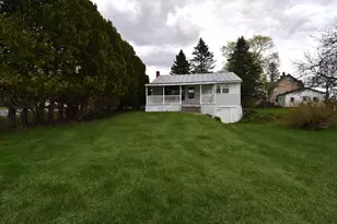 250 Stinson St, Pittsfield, ME 04967 - Photo 1