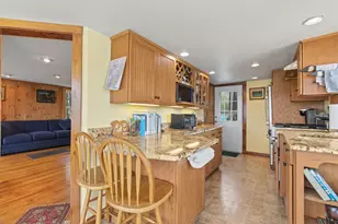 128 Vista Dr, Windham, ME 04062 - Photo 7