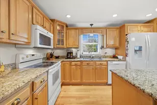 159 West St, Biddeford, ME 04005 - Photo 11