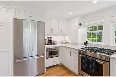 9 Oak Street, Kennebunk, ME 04043 - Photo 13