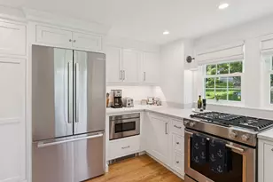9 Oak St, Kennebunk, ME 04043 - Photo 13