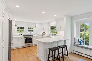 9 Oak St, Kennebunk, ME 04043 - Photo 11