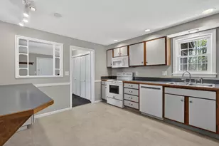 44 Winnocks Neck Rd, Scarborough, ME 04074 - Photo 15