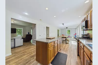8 Wedgewood Drive, Oakland, ME 04963 - Photo 11