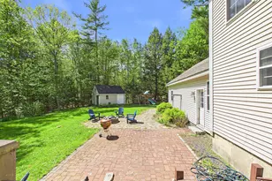 8 Wedgewood Dr, Oakland, ME 04963 - Photo 15