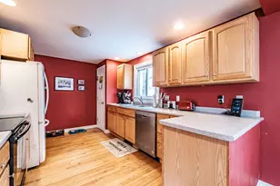 62 Plymouth Rd, South Portland, ME 04106 - Photo 9