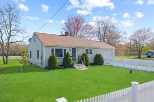 255 Alfred Rd, Kennebunk, ME 04043 - Photo 3