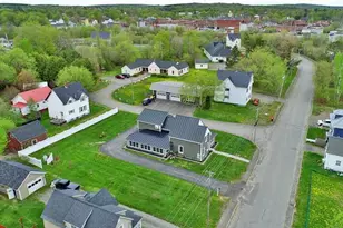 23 Mill St, Houlton, ME 04730 - Photo 3