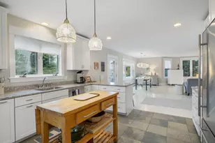 4 Oak St, Kennebunk, ME 04043 - Photo 17