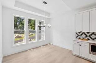 492 Point Dr, Mount Vernon, ME 04349 - Photo 11