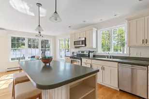 245 Auburn St, Portland, ME 04103 - Photo 19
