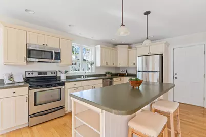 245 Auburn Street, Portland, ME 04103 - Photo 17