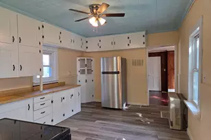 16 Kendall St, Augusta, ME 04330 - Photo 3