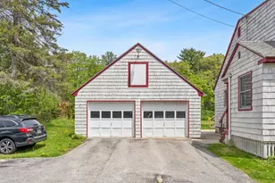 125 Ledgewood Dr, Falmouth, ME 04105 - Photo 3