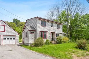 125 Ledgewood Dr, Falmouth, ME 04105 - Photo 1
