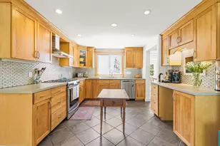 50 Oakhurst Rd, Cape Elizabeth, ME 04107 - Photo 13