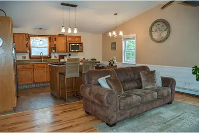 39 Fairbanks Road, Wayne, ME 04284 - Photo 3