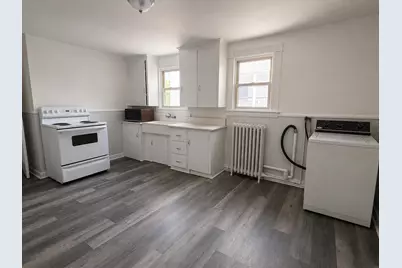 65 Howe Street, Lewiston, ME 04240 - Photo 15