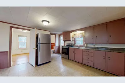 8 Howe Street, Lewiston, ME 04240 - Photo 7