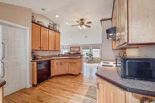 71 Willard St, South Portland, ME 04106 - Photo 35