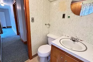 41 York St, Millinocket, ME 04462 - Photo 21