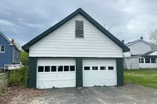 41 York St, Millinocket, ME 04462 - Photo 3