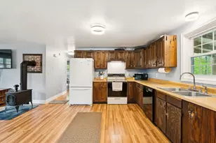 253 Yarmouth Rd, Gray, ME 04039 - Photo 23