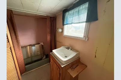 107 Washington Street, Greenville, ME 04441 - Photo 41