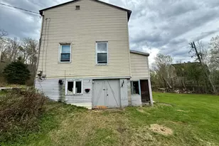 107 Washington St, Greenville, ME 04441 - Photo 13