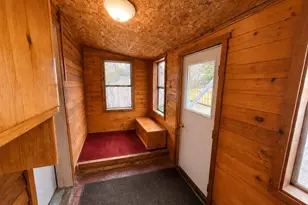 107 Washington St, Greenville, ME 04441 - Photo 23