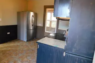 10 Elm St, Houlton, ME 04730 - Photo 7