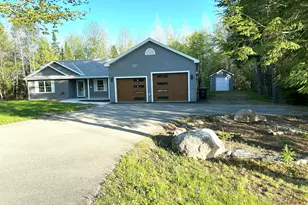 84 St Louis Ave, Hermon, ME 04401 - Photo 5