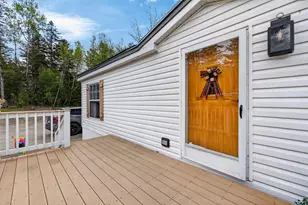 5 10 11 Country Ln, Kingfield, ME 04947 - Photo 3