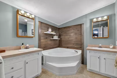 5,10,11 Country Lane, Kingfield, ME 04947 - Photo 29