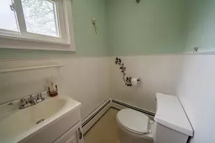 744 Hammond St, Bangor, ME 04401 - Photo 9