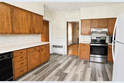 744 Hammond Street, Bangor, ME 04401 - Photo 13