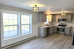 7 Pine St, Norway, ME 04268 - Photo 9
