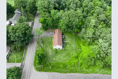 631 Essex Street, Bangor, ME 04401 - Photo 23