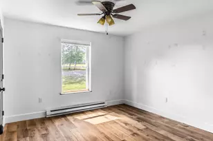 631 Essex St, Bangor, ME 04401 - Photo 11