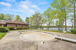 22 Crestwood Dr, Biddeford, ME 04005 - Photo 9