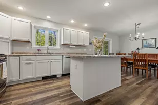 15 Shipbuilder Rd, Boothbay, ME 04544 - Photo 9