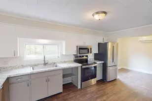 22 Ayer St, Lincoln, ME 04457 - Photo 7