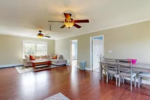 136 Hogan Rd, Lewiston, ME 04240 - Photo 53